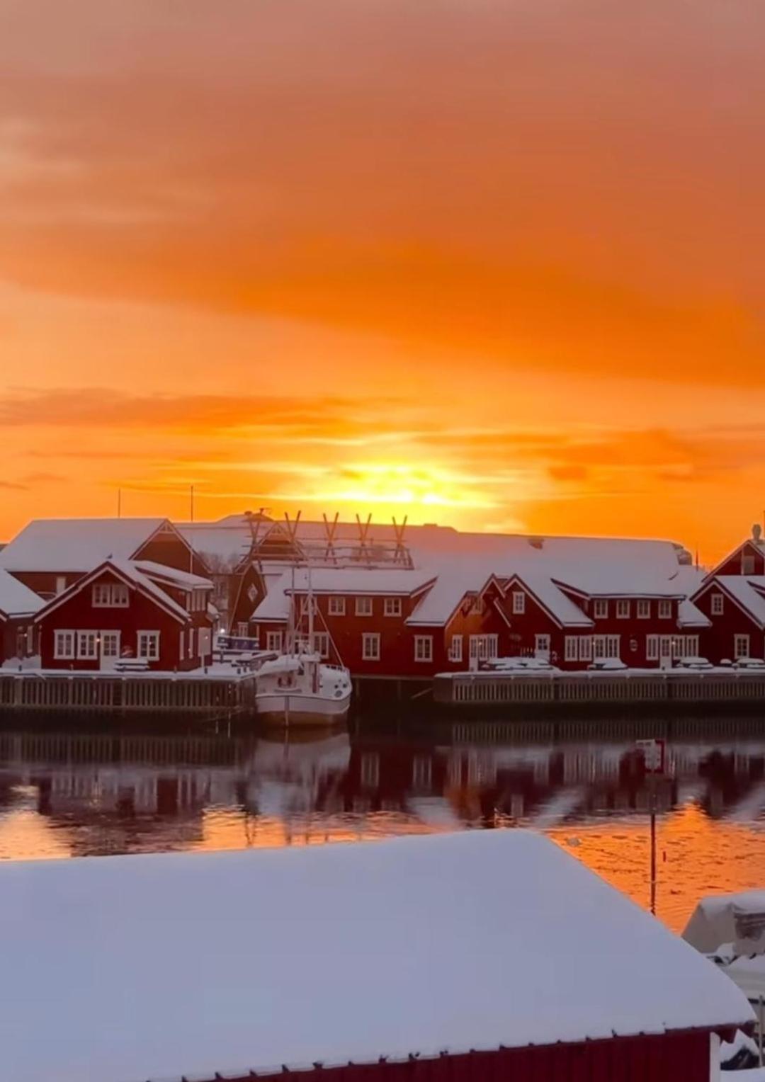 Apartamento Kule Gule Huset Svolvær Exterior foto